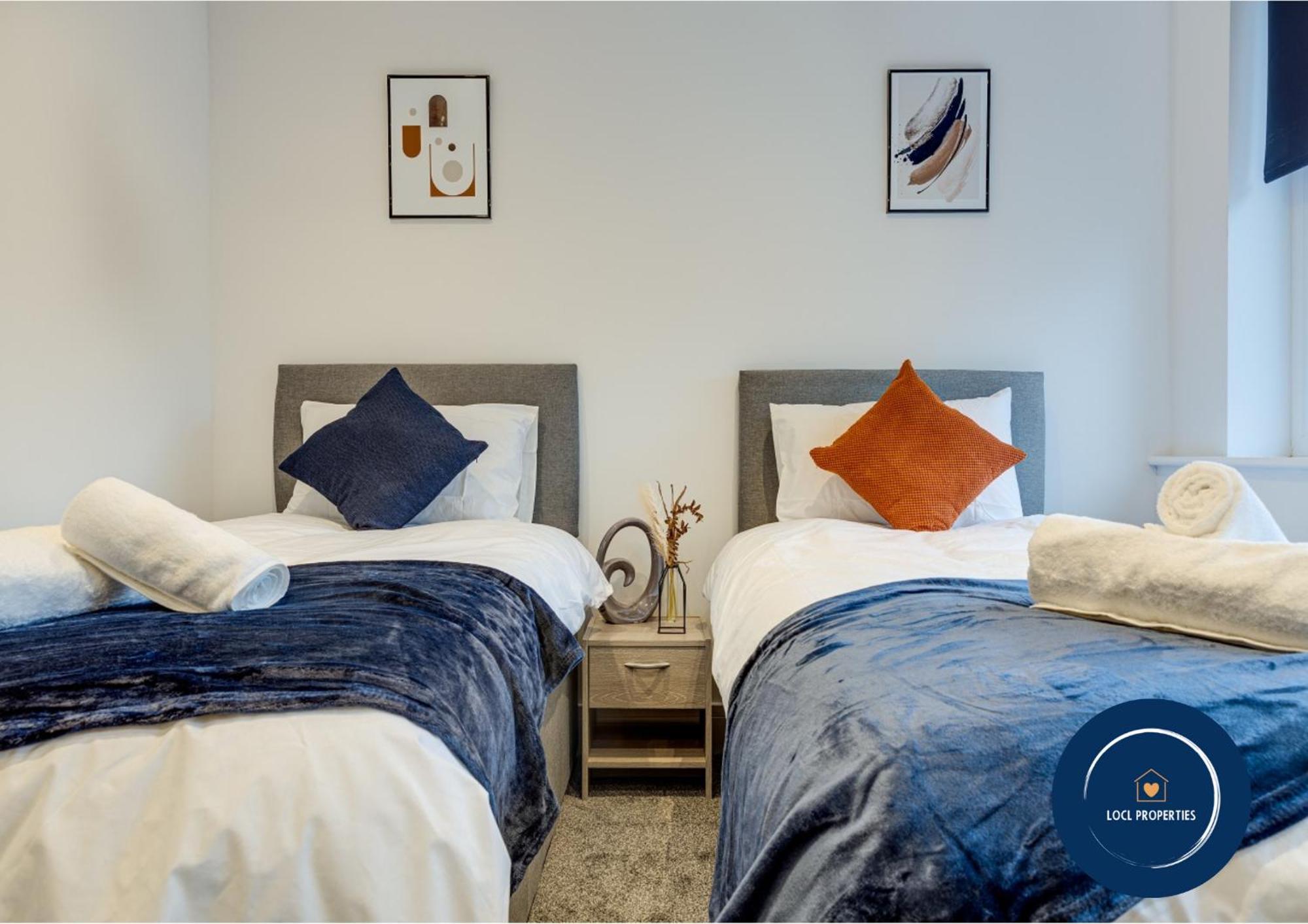 Raglan 3 - Central Apartment With Free Parking Scarborough Bagian luar foto