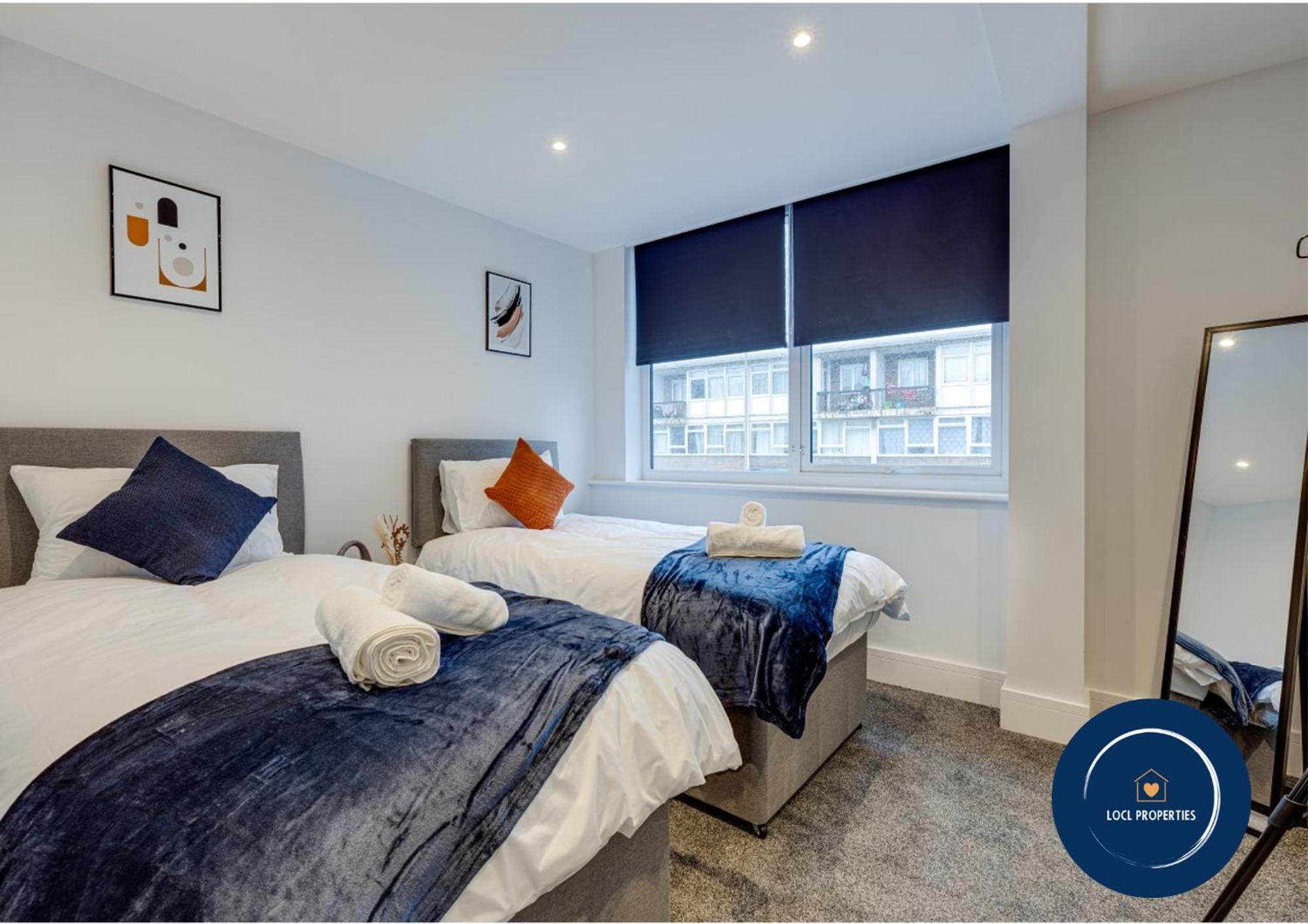 Raglan 3 - Central Apartment With Free Parking Scarborough Bagian luar foto